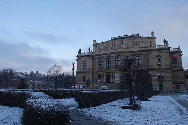 22. 1. 2023. Na n�m�st� Jana Palacha stoj� Rudolfinum, na kter� se d�v� Anton�n...