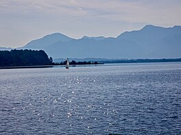 Jezero Chiemsee, Bavorsko, z 2023