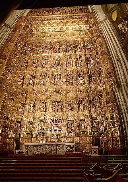 37 Hlavní oltá v katedrále v Seville