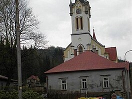 Josefodolsk kostel s farou