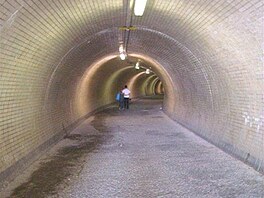 P tunel do Karlna