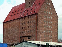 P. Bonatz - silo v Lovosicch