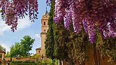 Zahrady a paláce Alhambry. Cesta do Andalusie, duben 2025