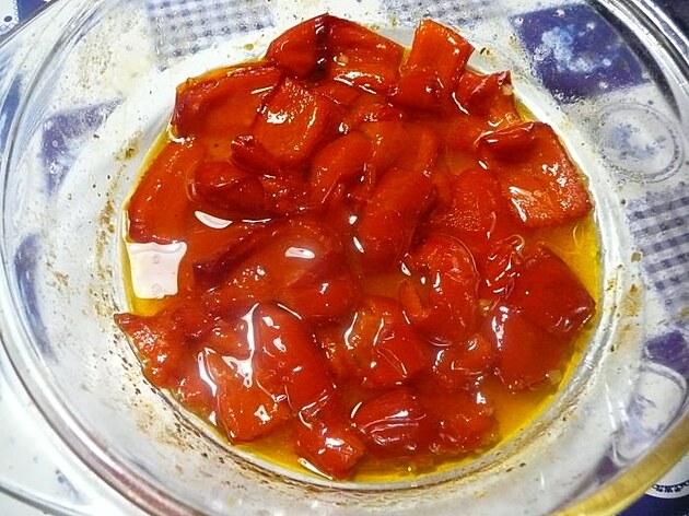 Přílohou může být naložená paprika