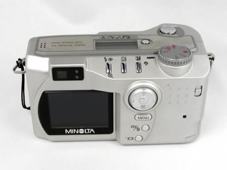 Minolta Dimage S404