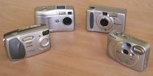 Kodak EasyShare CX4200, HP PhotoSmart 320, Polaroid PDC 2150 a Fujifilm FinePix A202