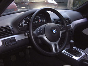 BMW 330i-interier