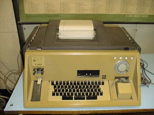 nejstarsi dlnopisn stroj (telex)
