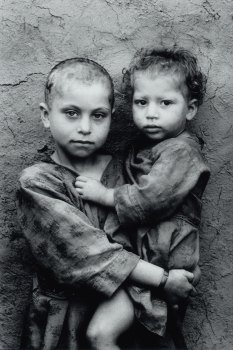 Sebastiao Salgado: Exodus - 2