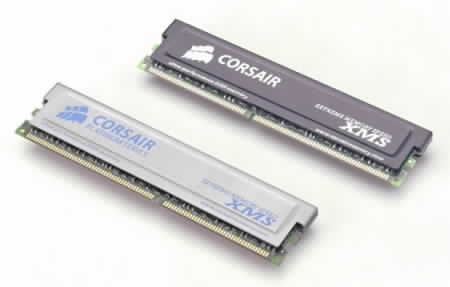 DDR SDRAM pamti Corsair s taktem 434 MHz