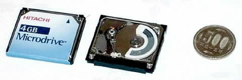 Miniaturn disk Microdrive s kapacitou 4 GB