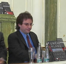 Kevin Mitnick v Praze coby lovec hacker