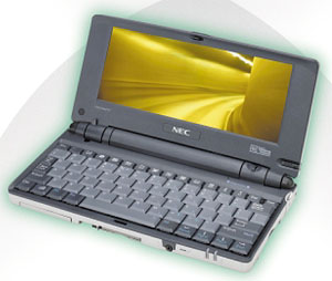 Handheld s klávesnicí MobilePro 790 od NECu - iDNES.cz