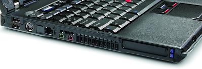 Notebooky.cz - IBM ThinkPad T41p - bon pohled, rozhran, 2x PCMCIA