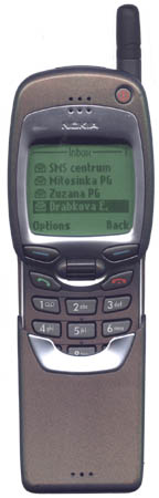 Takhle vypad Nokia 7110 oteven
