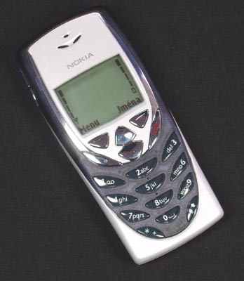 nokia8310_celek_zepredu