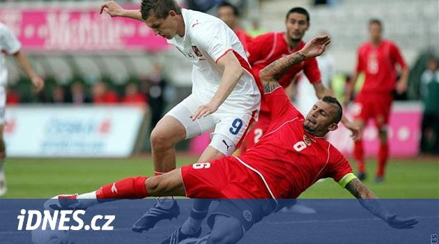 Fotbaloví trpaslíci: Uhrin zažil blamáž, Brückner s nimi nechtěl hrát -  iDNES.cz
