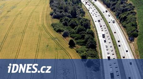 Stát chce zdražit dálnice a zavést elektronické známky místo papírových -  iDNES.cz