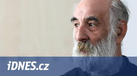 Bezdomovec dostal 18 let za ubodání hlídače v samoobsluze - iDNES.cz