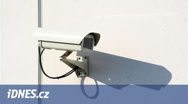 Za použití kamer v bytových domech hrozí sankce až pět milionů korun -  iDNES.cz