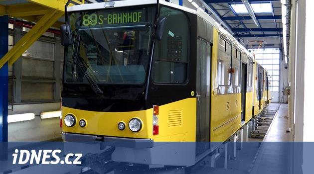 VIDEO: Včelka Maja erkundet Prag, Straßenbahnen kehren bald nach Deutschland zurück