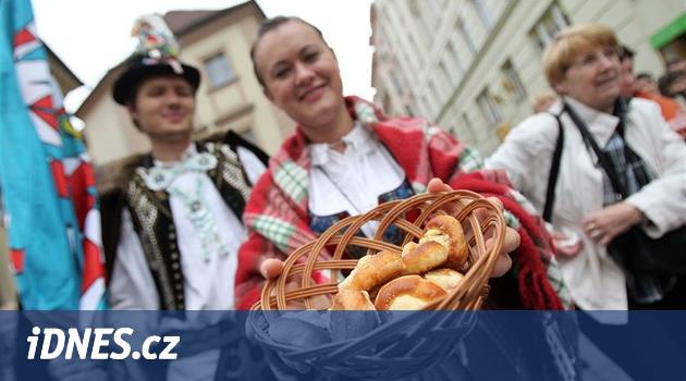 Svatomartinské hody 2025: Vychutnejte si gurmánský zážitek a mladé víno