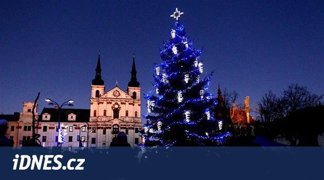 Na Vysočině se rozsvítí vánoční stromy. A zavoní perníková kamna - iDNES.cz