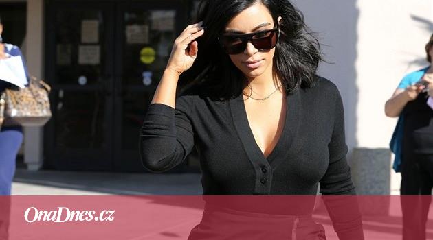 VIDEO: Jak oblékat široké boky. Nebojte se střihů podle Kim Kardashianové -  iDNES.cz