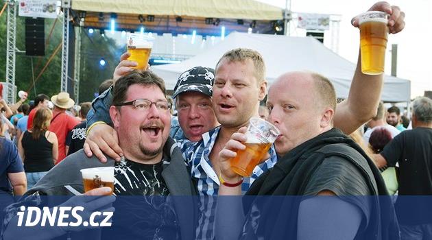 Geleneksel Svijan festivali bu yıl gerçekleşmeyecek, bira fabrikası belediyeyle anlaşmaya varamadı
