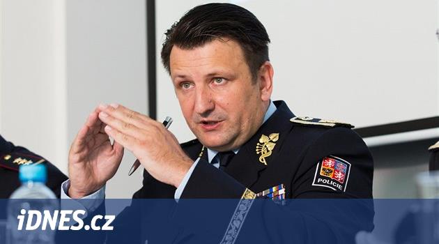 Policie chystá nový superúřad. Šlachta o místo nepřijde, tvrdí Tuhý -  iDNES.cz