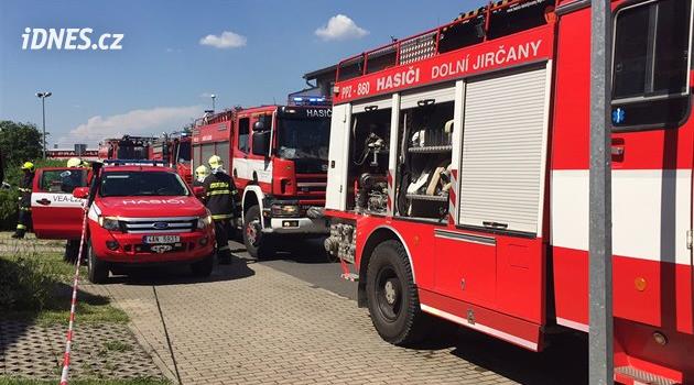 Budějovice'nin eteklerindeki tekne alanında bir itfaiyeci boğuldu