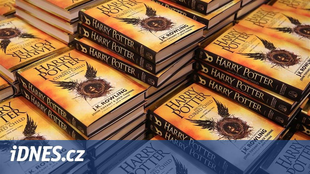 Školní pastor zakázal Harryho Pottera. Kouzla prý mohou vyvolat zlé duchy -  iDNES.cz