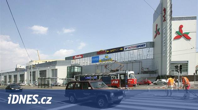 Otobüs şoförünü dövdü ve kafasına acımasızca tekme attı.  Genç adama denetimli serbestlik verildi