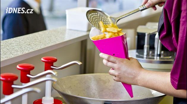 30 typických jídel, kvůli kterým se vyplatí cestovat