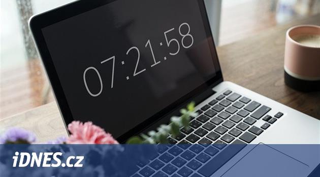 Vyzkoušejte multifunkční designové hodiny pro Windows - iDNES.cz