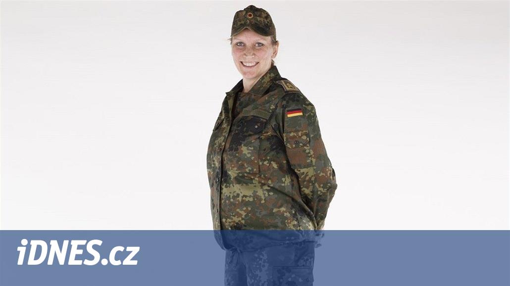 Bundeswehr ukázal uniformy pro těhotné, nakoupí jich pět set - iDNES.cz