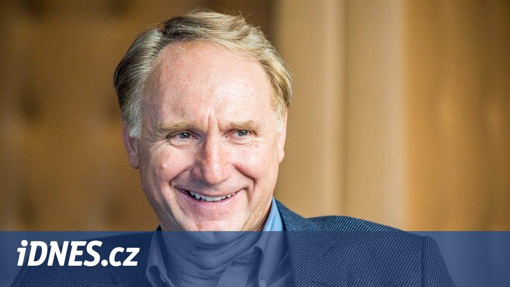 Prag'da Yazar Dan Brown: Bilet Satışları Erken Başlayacak