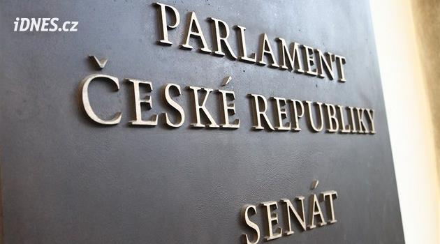 Výsledky voleb do Senátu 2026: Karvinsko ovládli Brzyszkowská a Kazík, jinde sčítání vrcholí