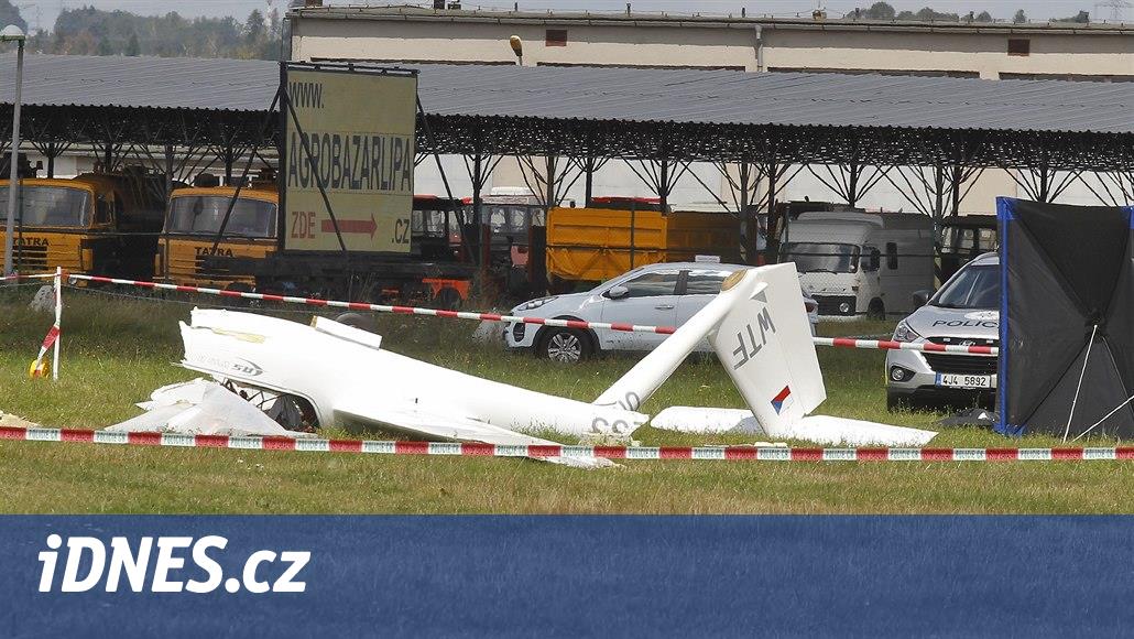 Za pád taženého kluzáku mohl nezkušený pilot, v daném typu seděl poprvé -  iDNES.cz