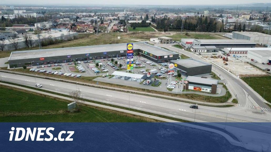 Lidl české Budějovice Nová budějovická nákupní zóna má ideální polohu u silnice směrem k D3