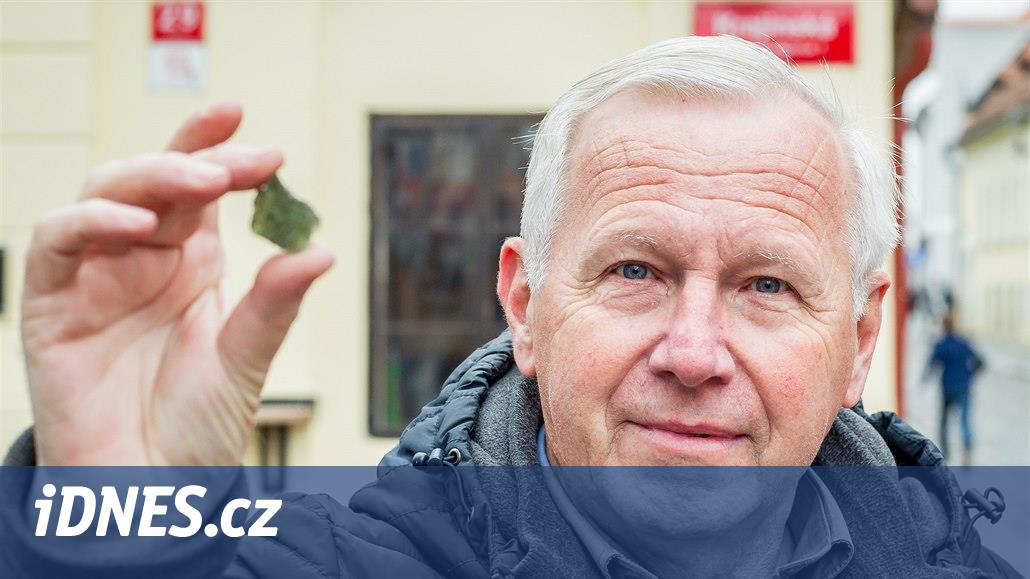 Číňané by chtěli kupovat metráky vltavínů, popisuje boom sběratel - iDNES.cz
