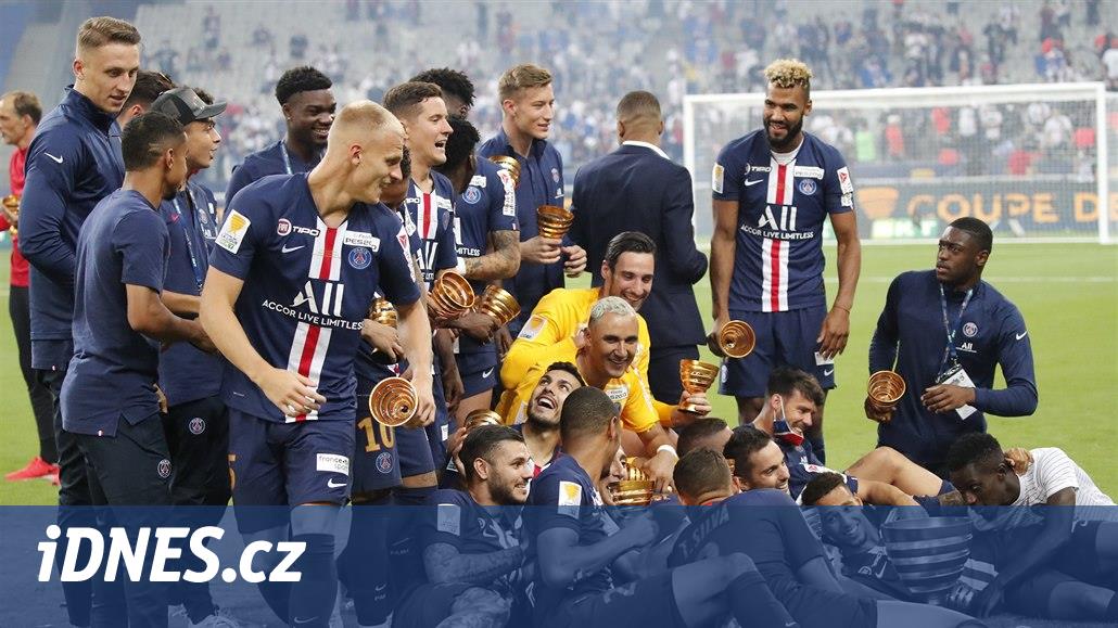 Poslední ročník Ligového poháru ovládli fotbalisté Paris St. Germain -  iDNES.cz