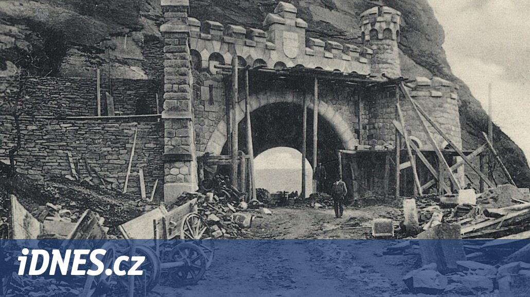 Prag'ın en eski tüneli kutlama yapıyor. Vyšehrad'ın altındaki kayayı iki buçuk yılda deldiler