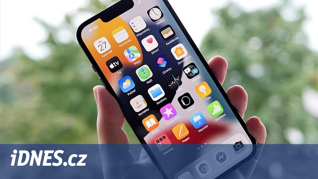 Pořádné zlepšení už tak skvělých mobilů. Recenze iPhonů 13 Pro a Pro Max -  iDNES.cz
