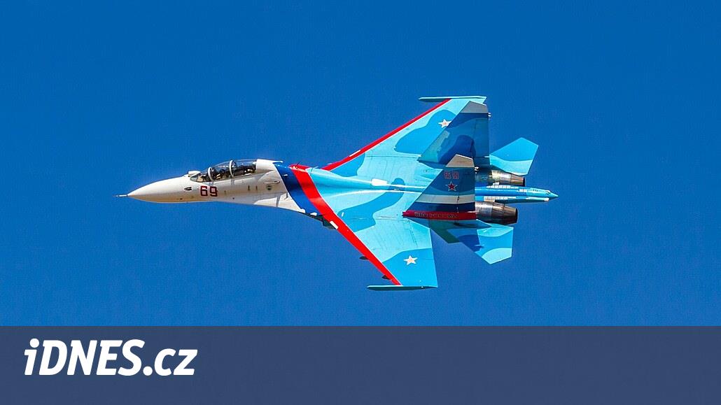 Ruská stíhačka vypustila raketu u britského letounu. Chyba, tvrdí ...