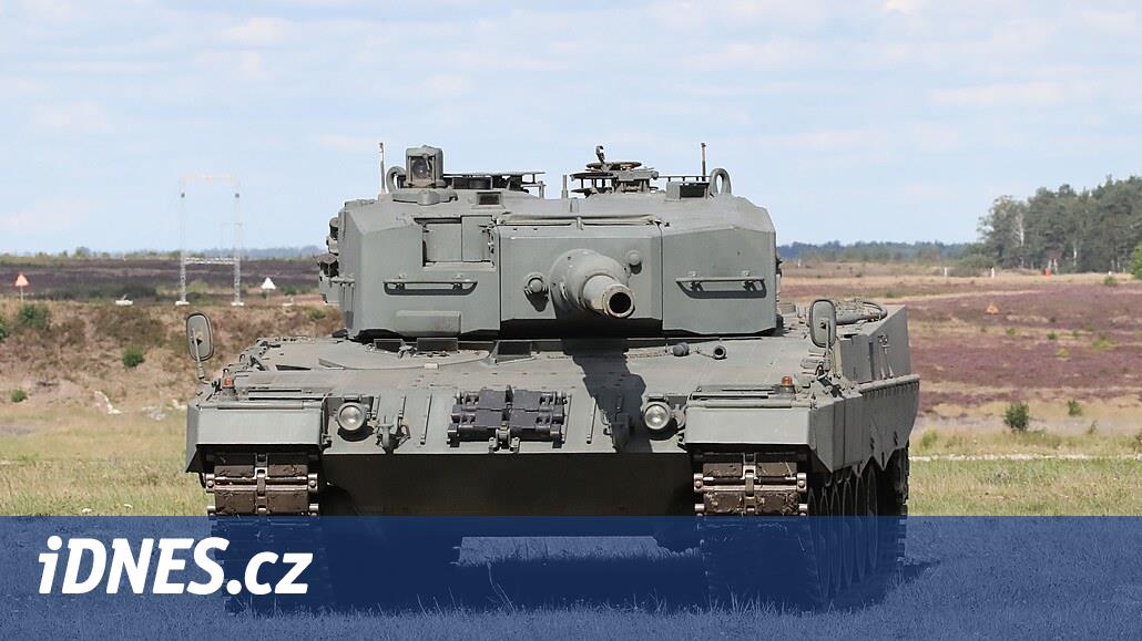 Die Armee wird den ersten der Leopard-Panzer im Dezember erhalten.  Sie servierten vcarm und Nmcm