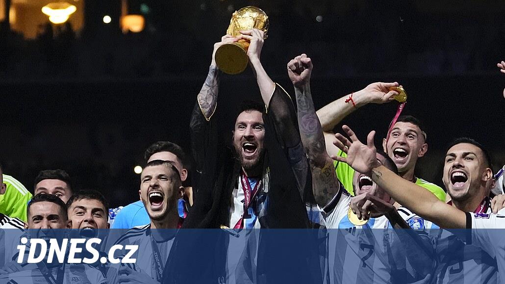 CM 2022 – Football |  Argentine – France 3:3, pen.  4:2.  Ailerons renversés, drapeau Messi