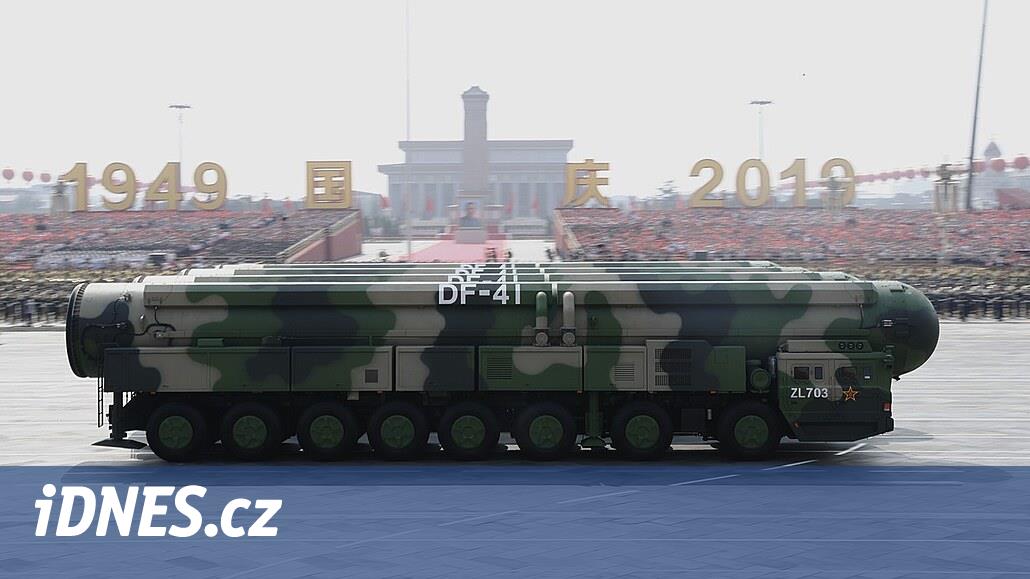 Čína přiznala, že nad Pacifikem otestovala mezikontinentální balistickou raketu - iDNES.cz