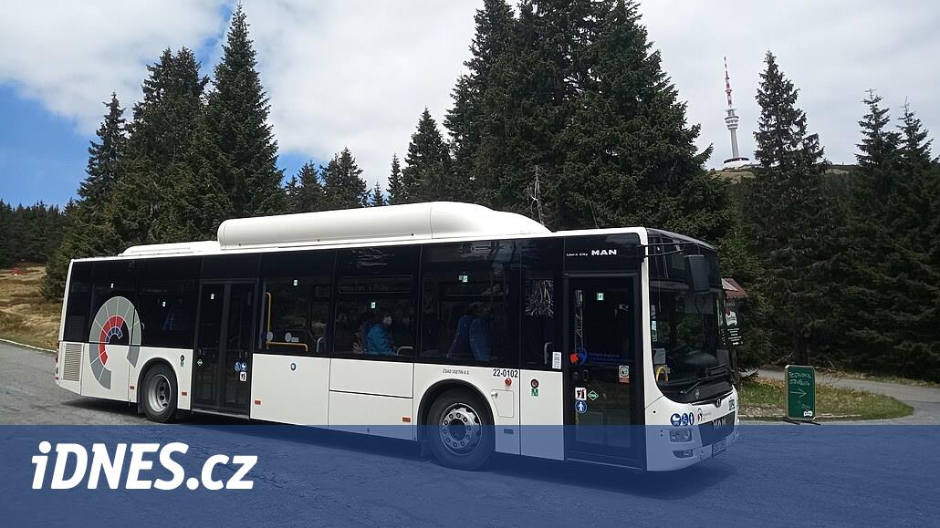 Na Vítkovsku nevyjely desítky autobusových spojů, dopravci chybí řidiči - iDNES.cz