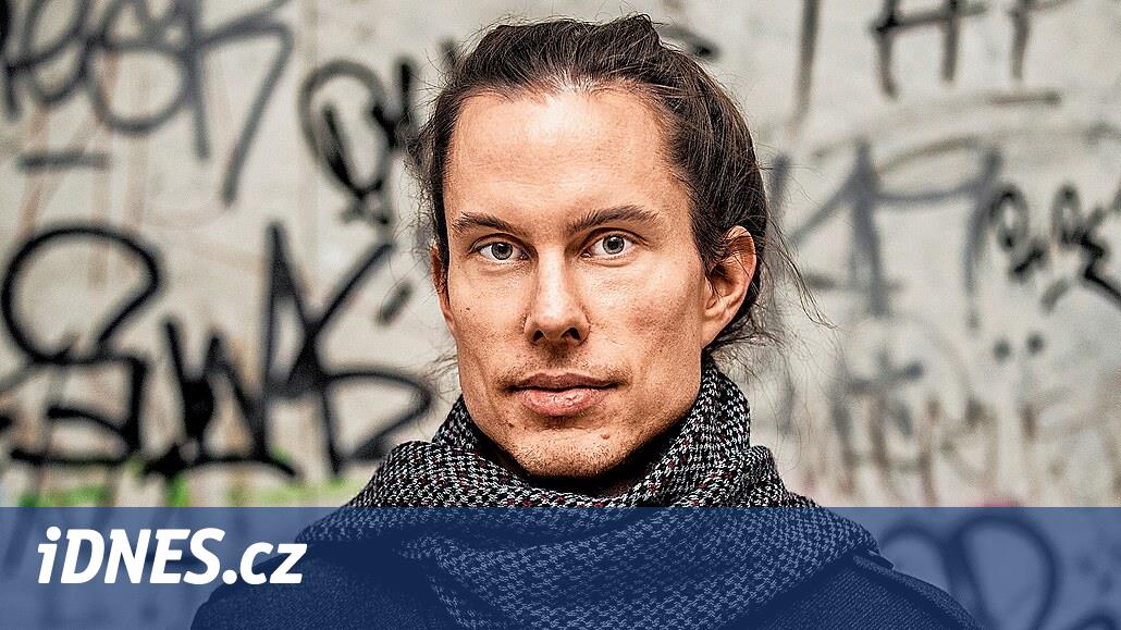 Google'a da yardım eden ünlü bilim adamı Mikolov, CTU'dan ayrılıyor. Finans alamadı